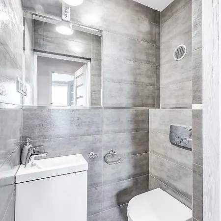 Orion Downtown By Pinpoint *